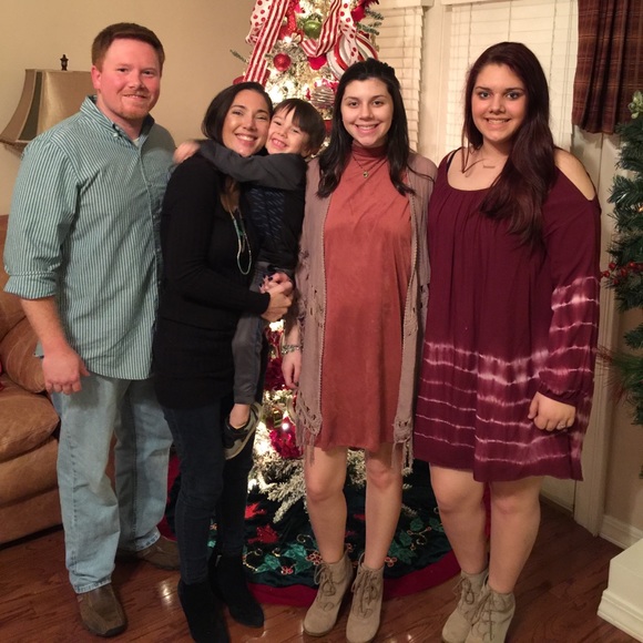 Meet your Posher, Jennifer - Picture 4 of 8